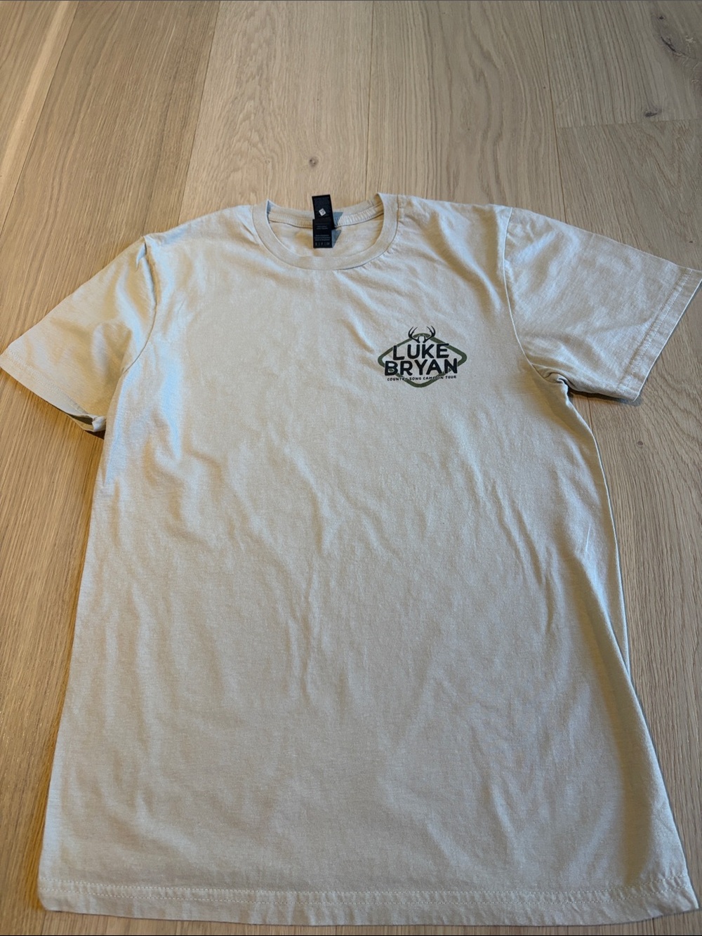 NWOT Men’s SMALL LUKE BRYAN concert T-Shirt
